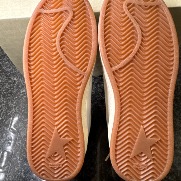 Golden Goose - Ballstar 2, Grey Star, White with Black heel, Size 37, New in Box - Picture 7 of 13